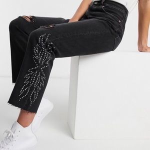 Levi’s 501 stud cropped jeans